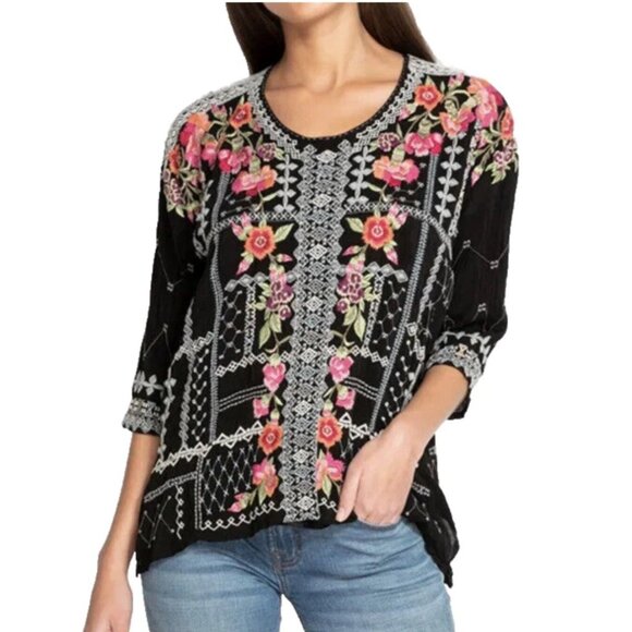 Johnny Was Carnation Floral Embroidered V-Neck Blouse Black Boho - Picture 1 of 14